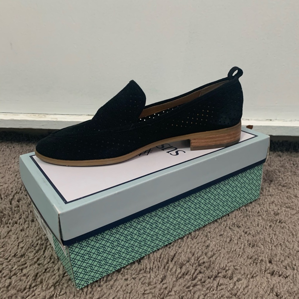 Susina black suede flats